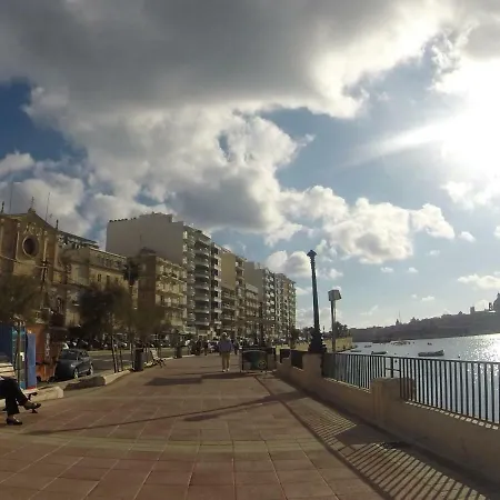 Marvelous Bisazza 2 * Sliema